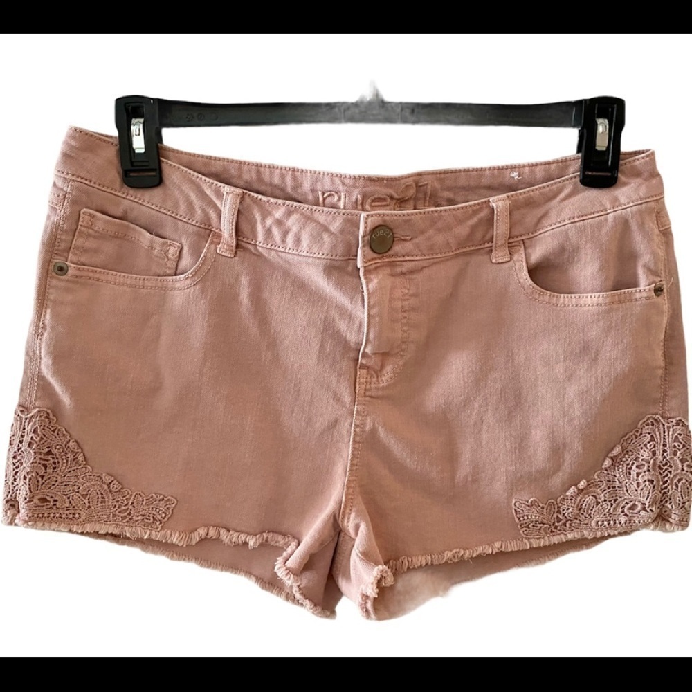 Rue 21 Blush Shorts Embroidery Hem Women's Size 13